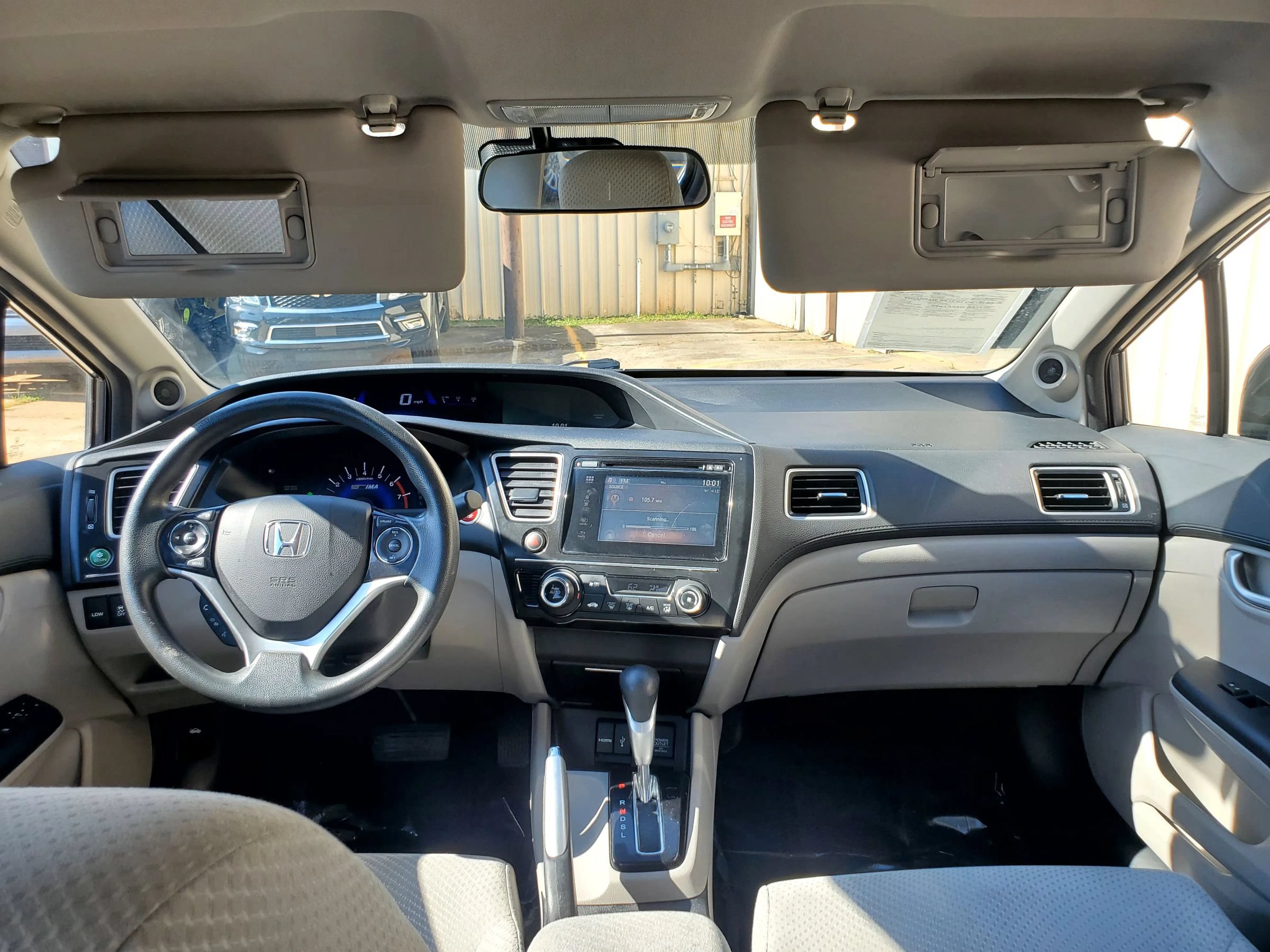 Used 2015 Honda Civic Hybrid Sedan image 30