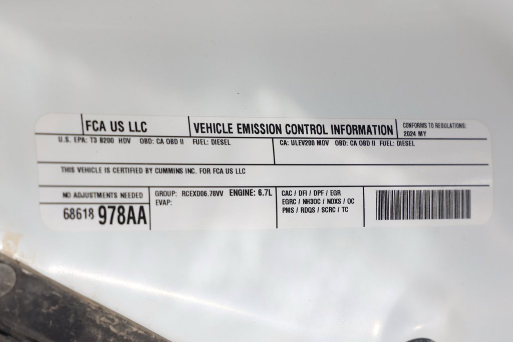 Used 2024 RAM 2500 Laramie w/ Safety Group AWD/4WD image 34