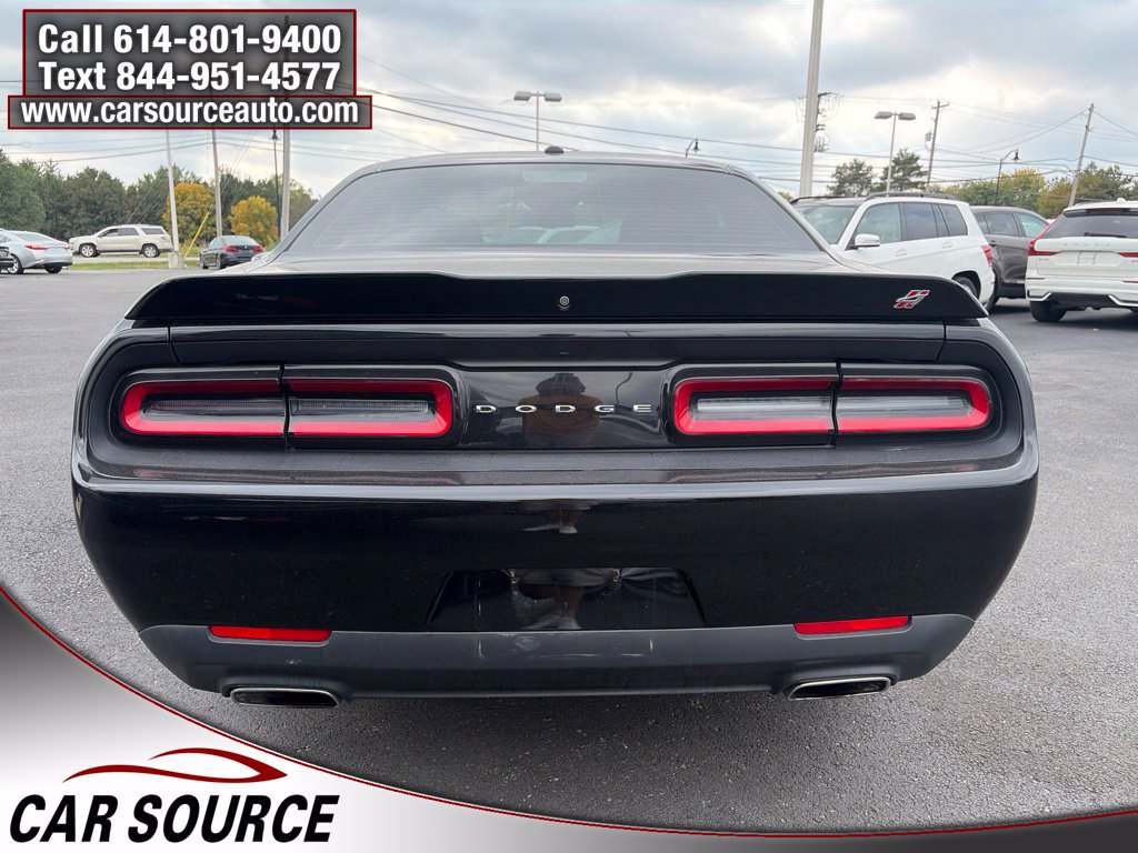 Used 2019 Dodge Challenger SXT AWD/4WD image 6
