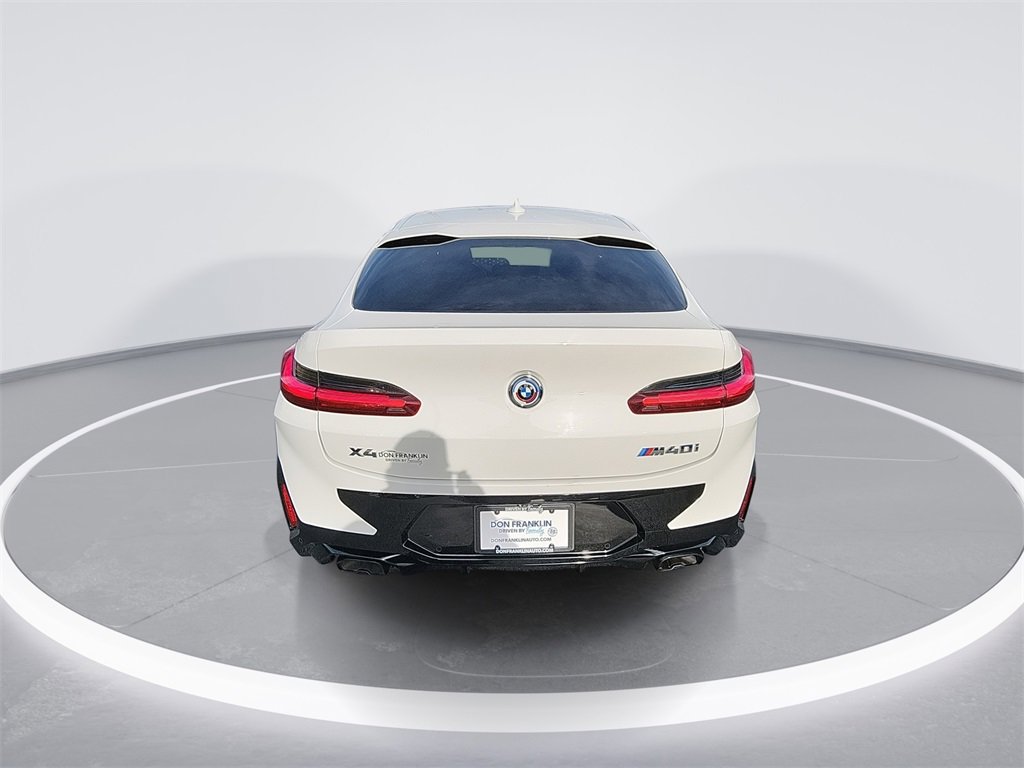 Used 2022 BMW X4 M40i image 7