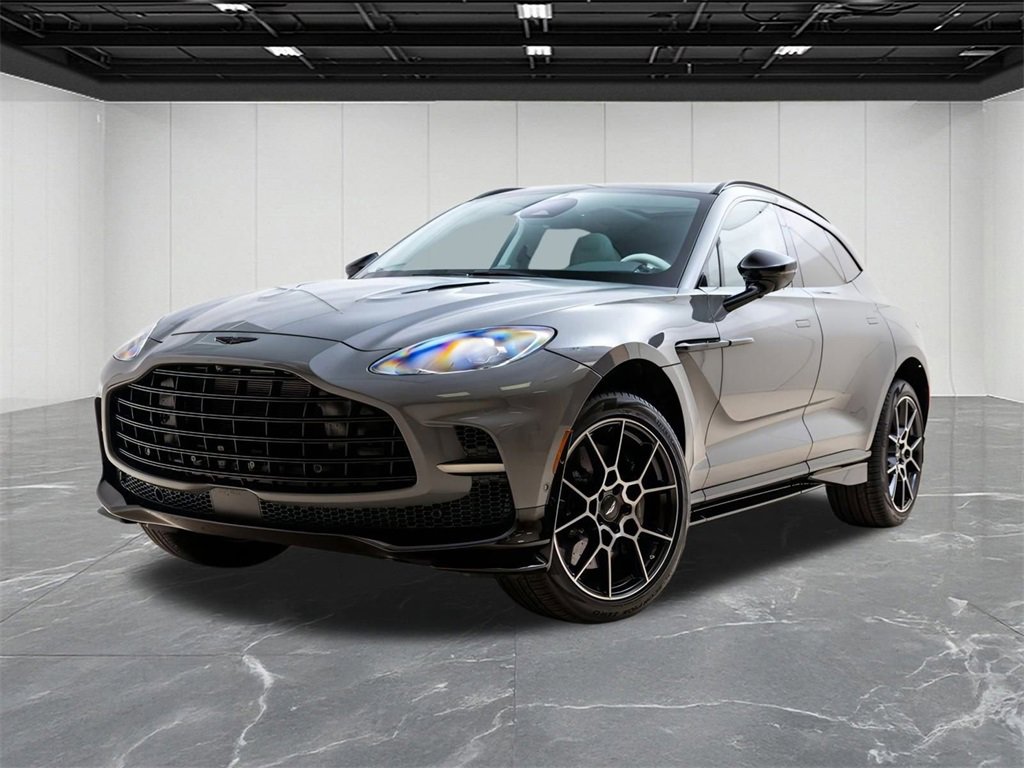 New 2025 Aston Martin DBX 707 video 1