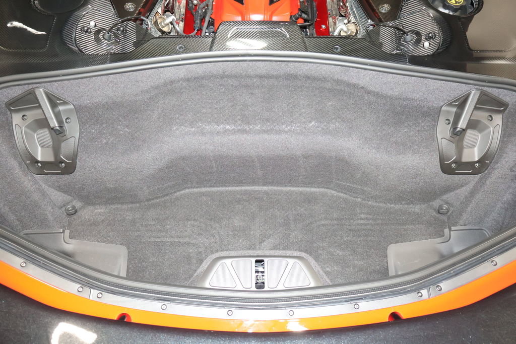 Used 2020 Chevrolet Corvette Stingray Premium Cpe w/ 3LT Preferred Equipment Group image 61