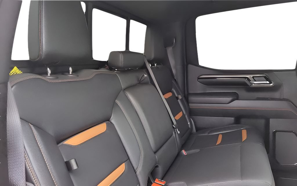 Used 2023 GMC Sierra 1500 AT4 w/ AT4 Premium Package AWD/4WD image 33