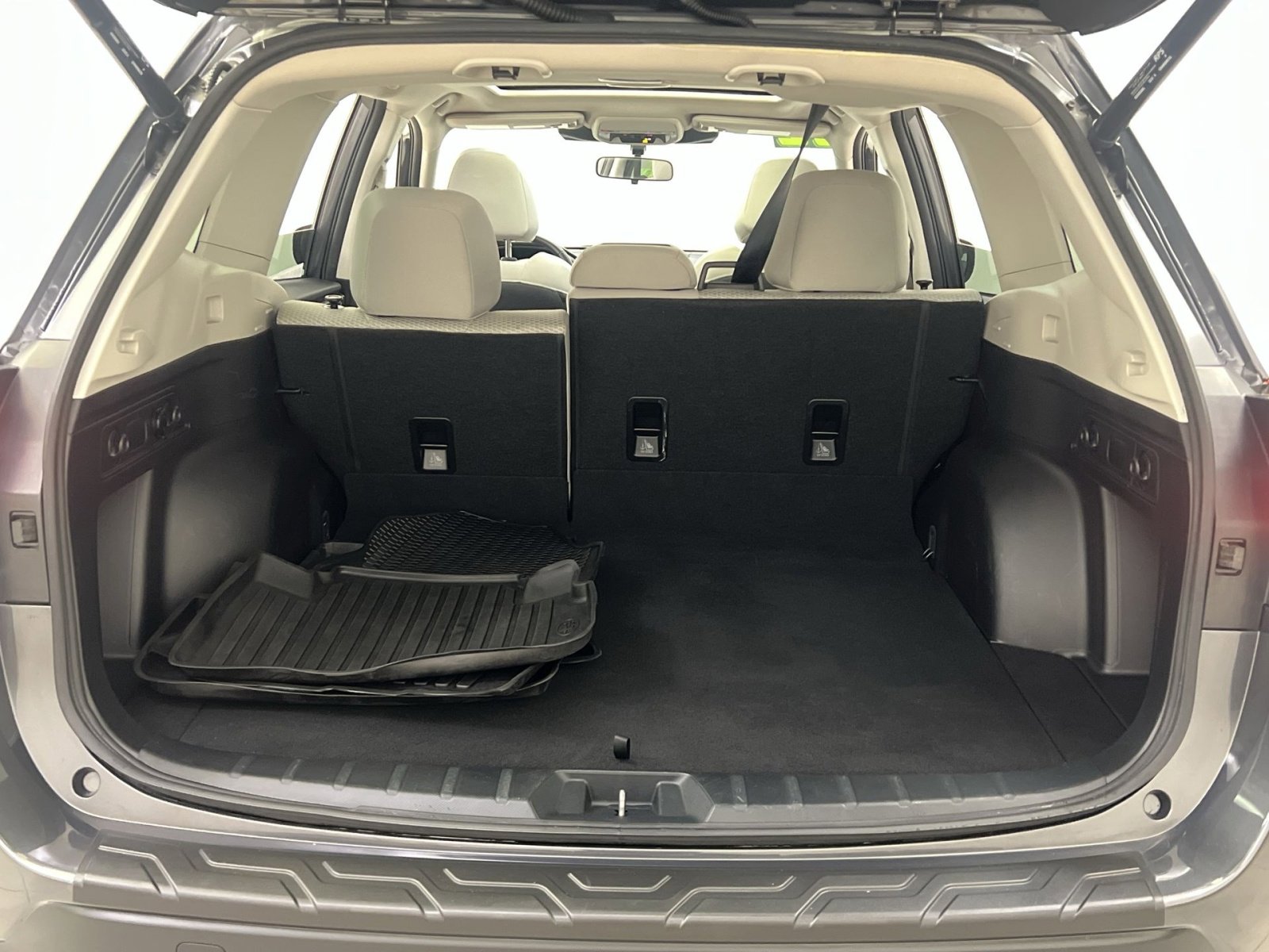 Used 2022 Subaru Forester Premium image 24