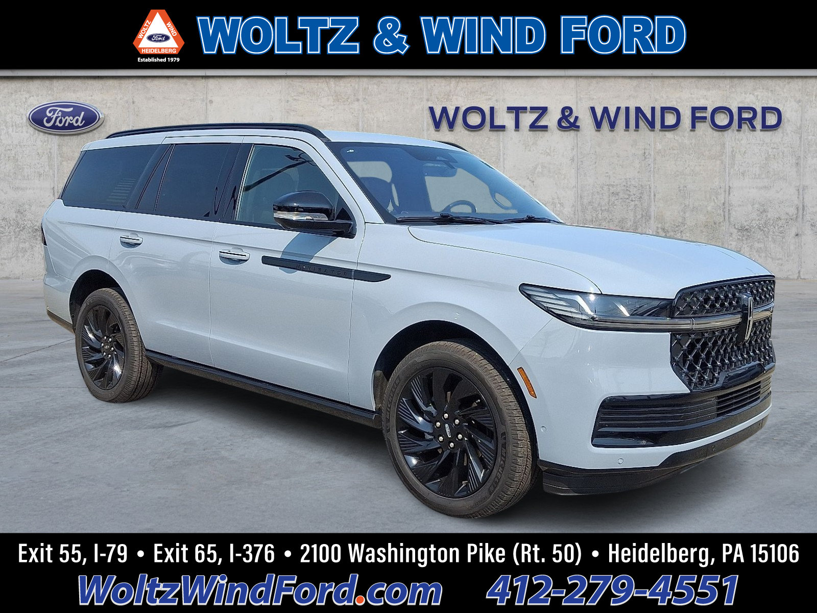 Used 2025 Lincoln Navigator Reserve w/ Jet Appearance Package
