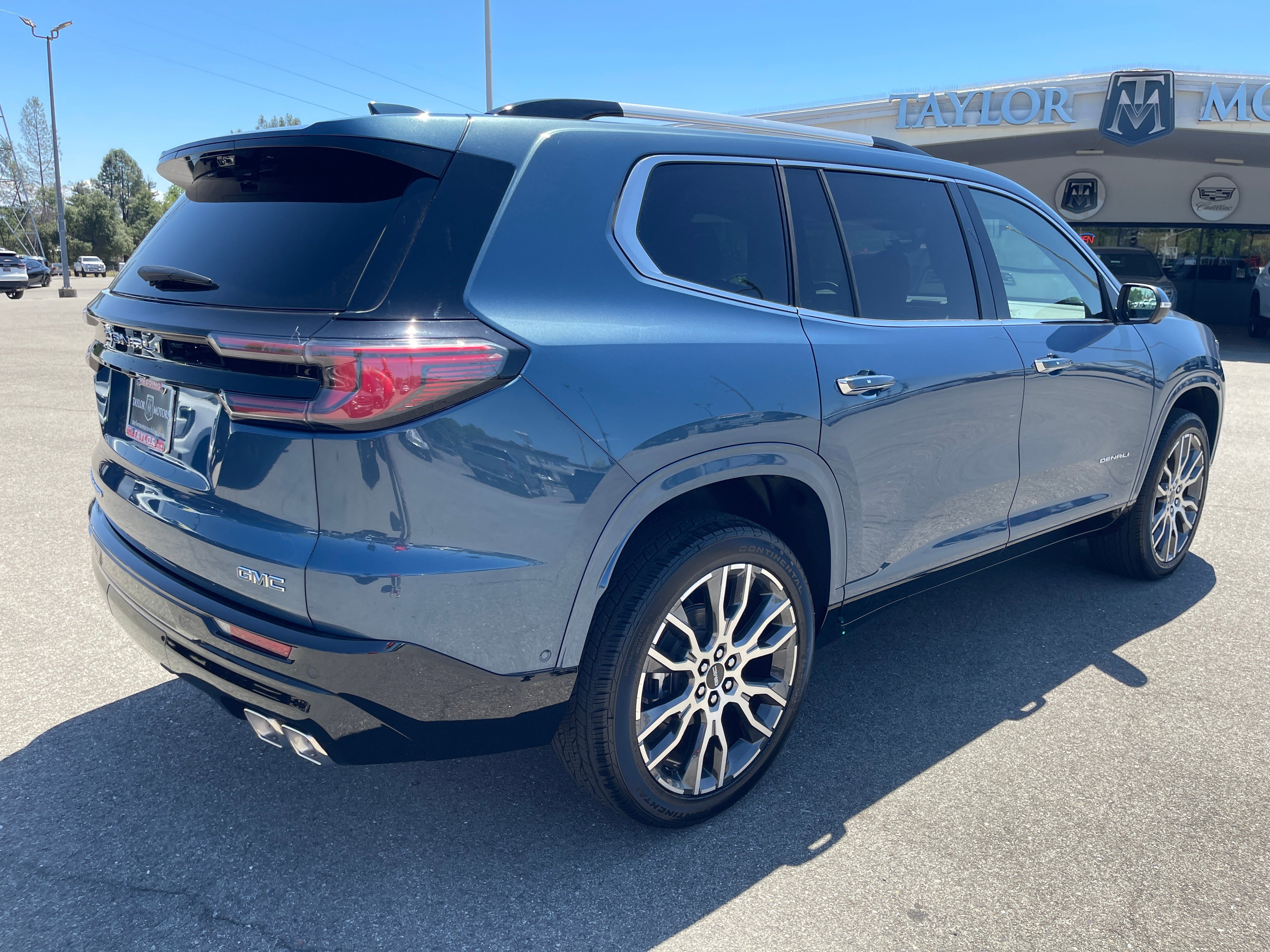 New 2026 GMC Acadia Denali Ultimate AWD/4WD image 5