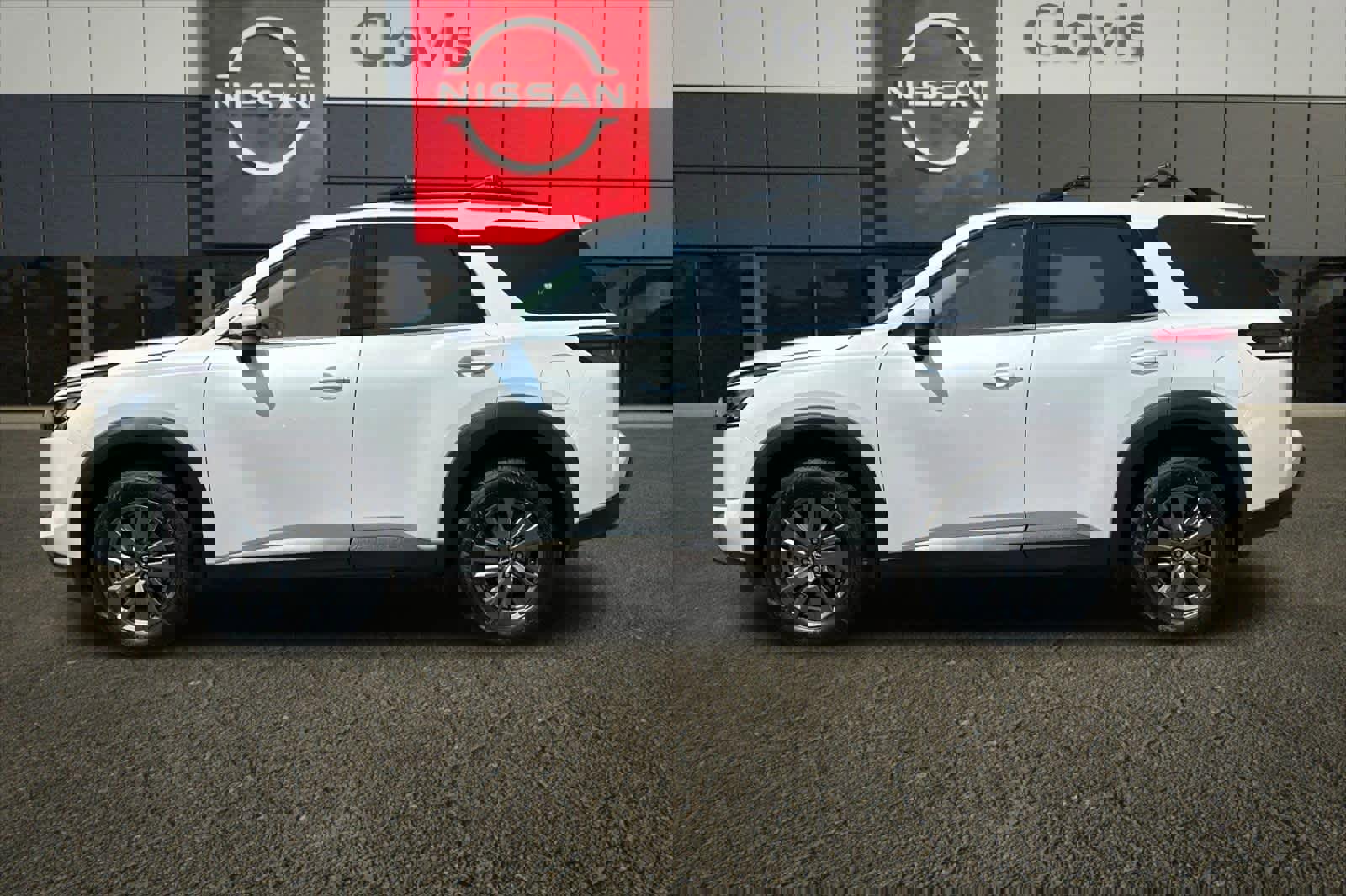 New 2025 Nissan Pathfinder SV image 6