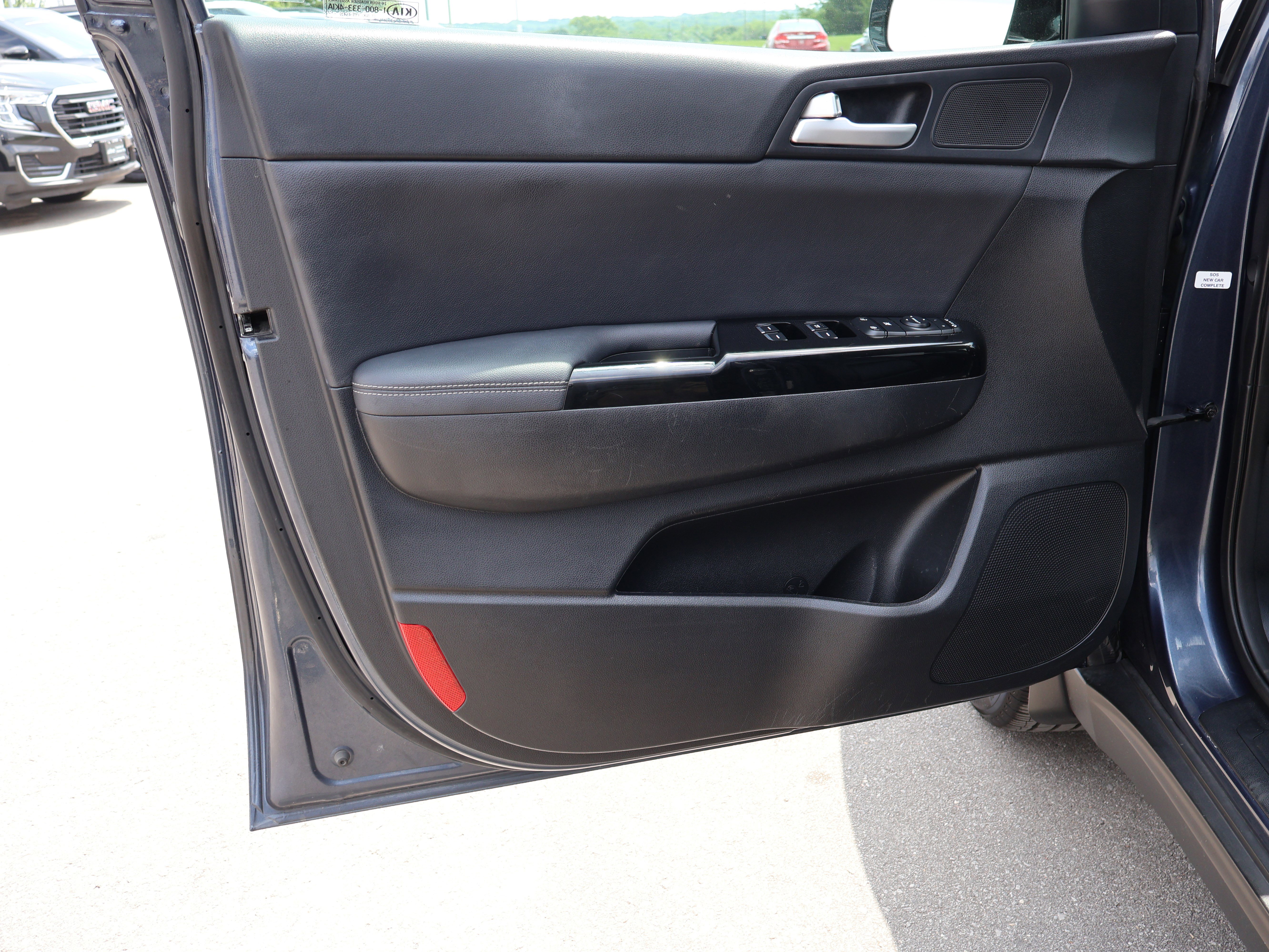 Used 2020 Kia Sportage EX FWD image 36