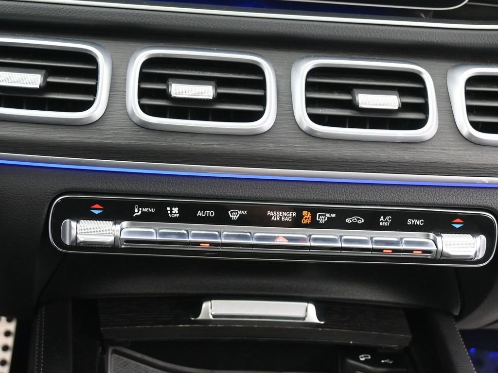 Used 2022 Mercedes-Benz GLS 450 4MATIC image 29