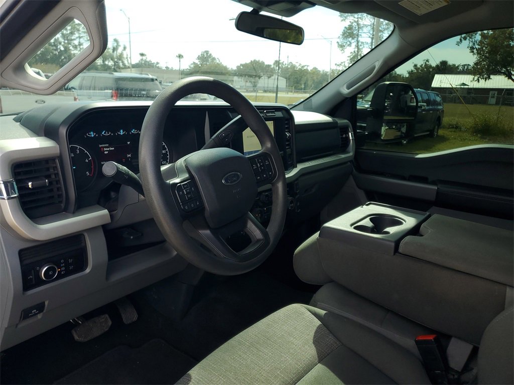 Used 2024 Ford F350 XLT image 11
