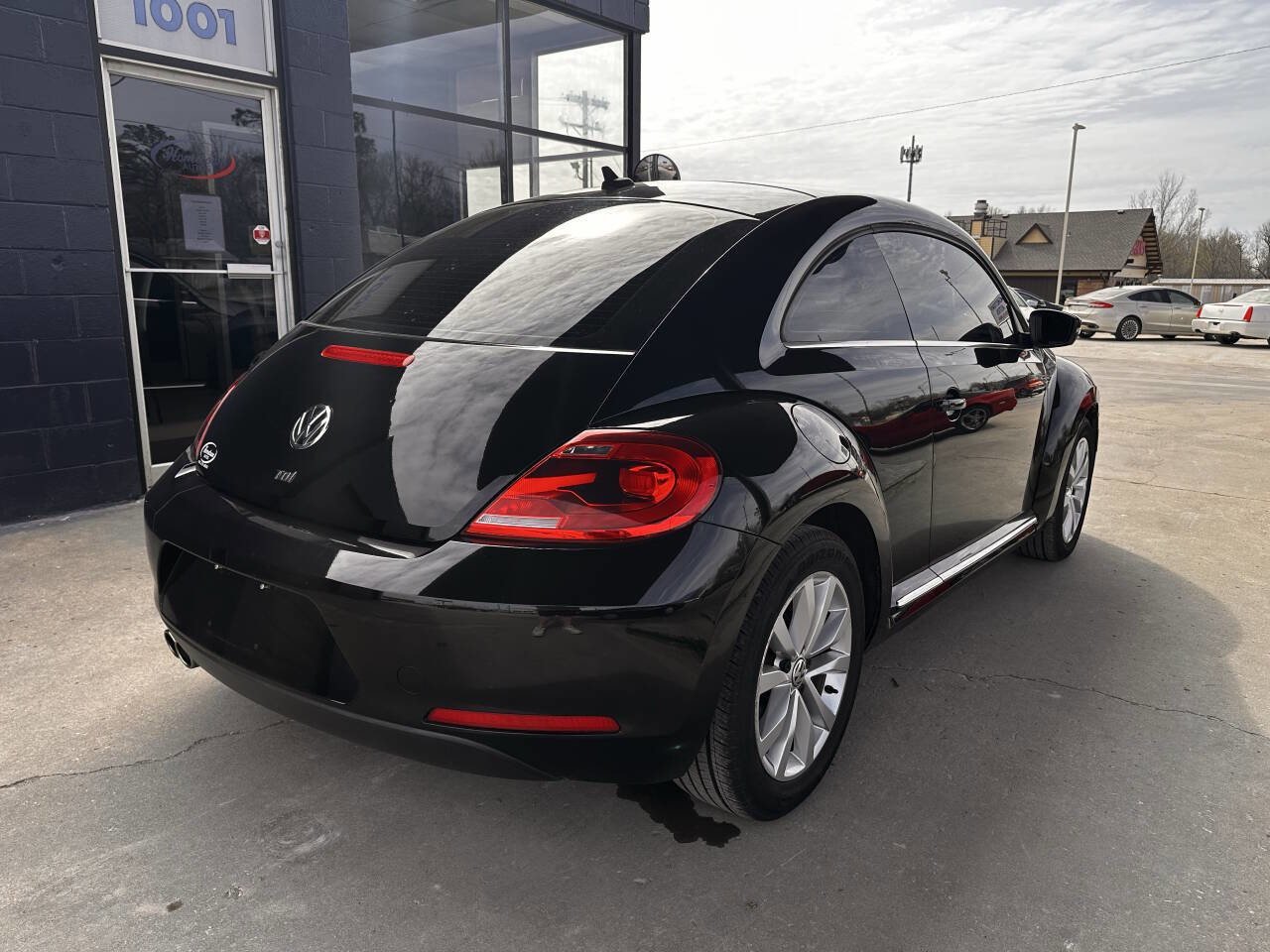 Used 2014 Volkswagen Beetle TDI image 8