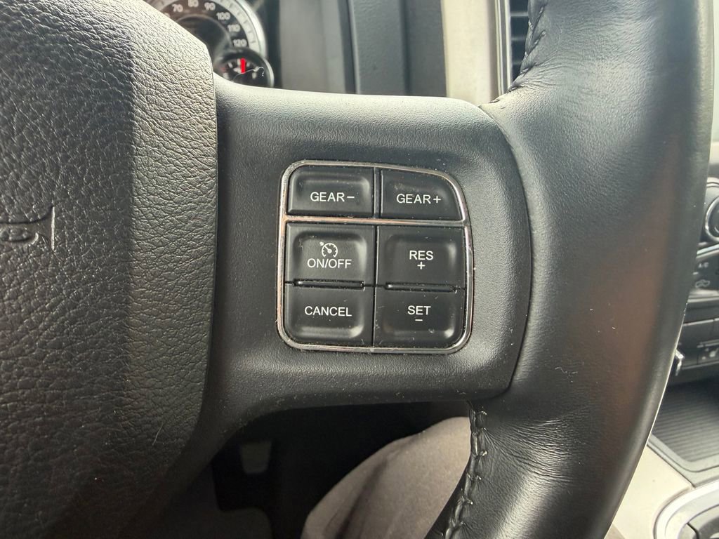 Used 2017 RAM 1500 Big Horn AWD/4WD image 29