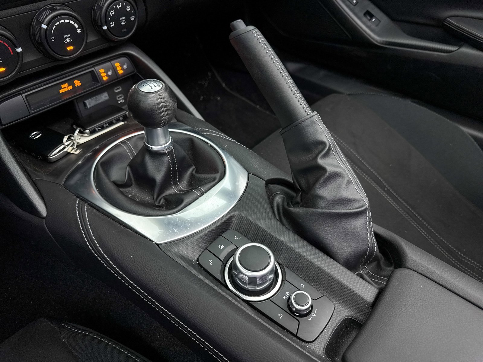 Used 2025 MAZDA MX-5 Miata Club image 28