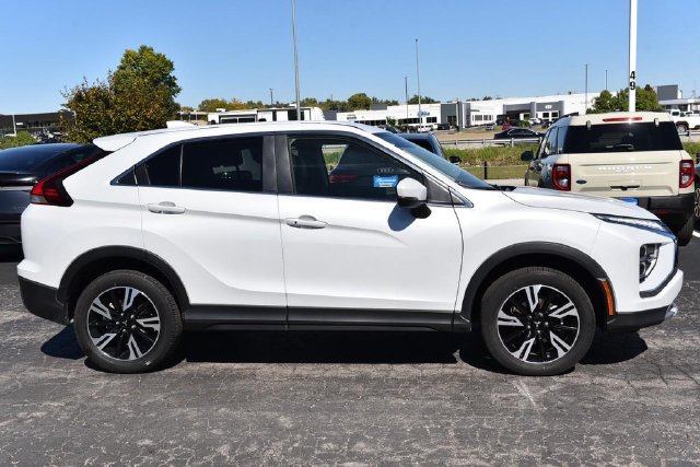 Used 2024 Mitsubishi Eclipse Cross SE AWD/4WD image 5
