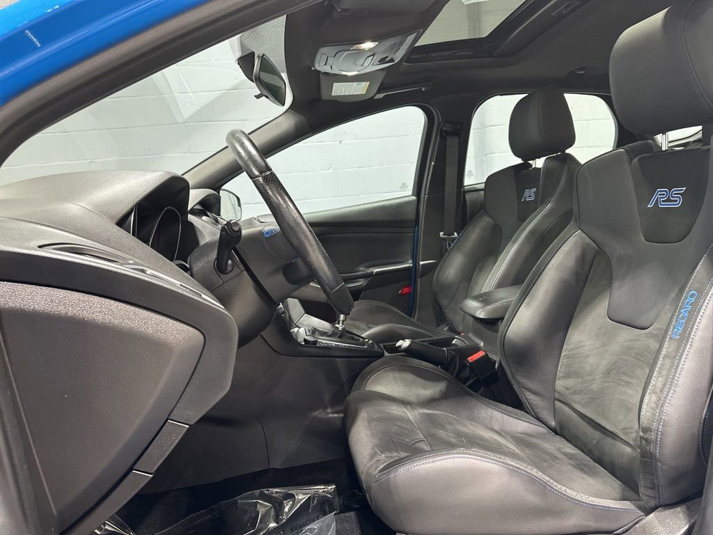 Used 2017 Ford Focus RS AWD/4WD image 13