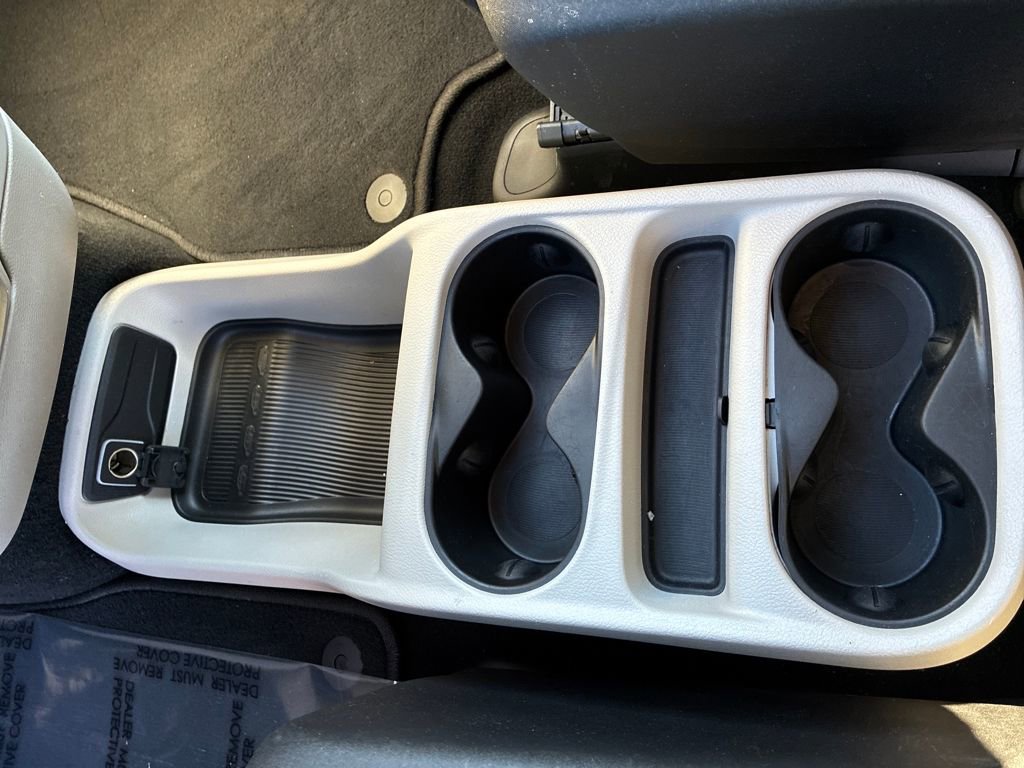 Used 2020 Chrysler Voyager LX w/ Cold Weather Group image 18