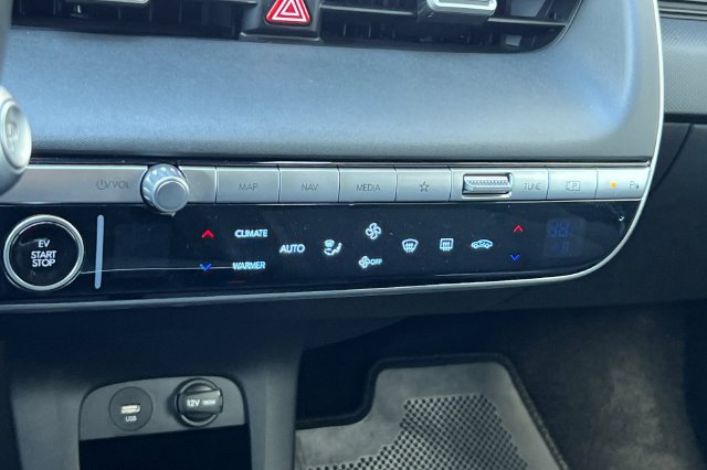 Used 2024 Hyundai Ioniq 5 SEL RWD image 26
