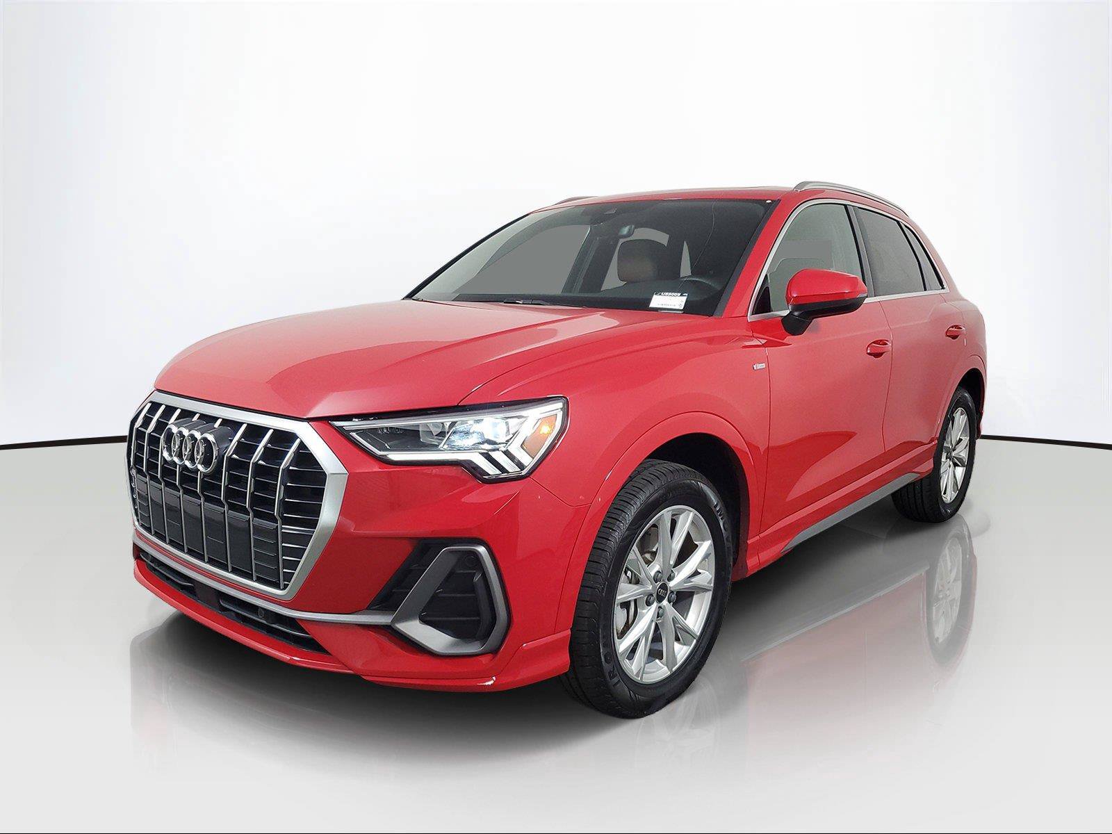 Used 2025 Audi Q3 2.0T Premium AWD/4WD image 3