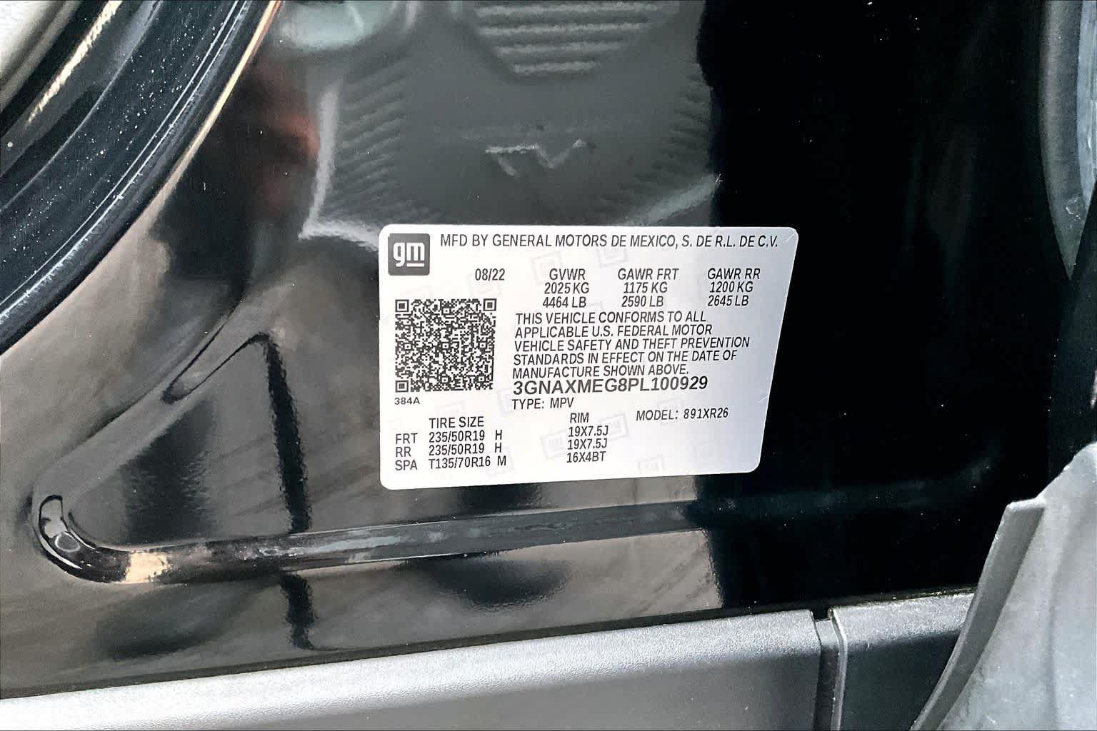 Used 2023 Chevrolet Equinox RS FWD image 34