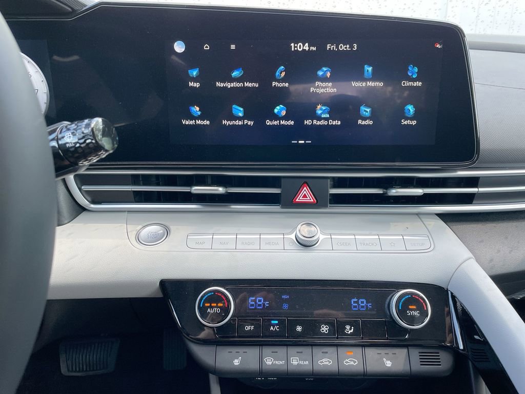 New 2025 Hyundai Elantra Limited image 46