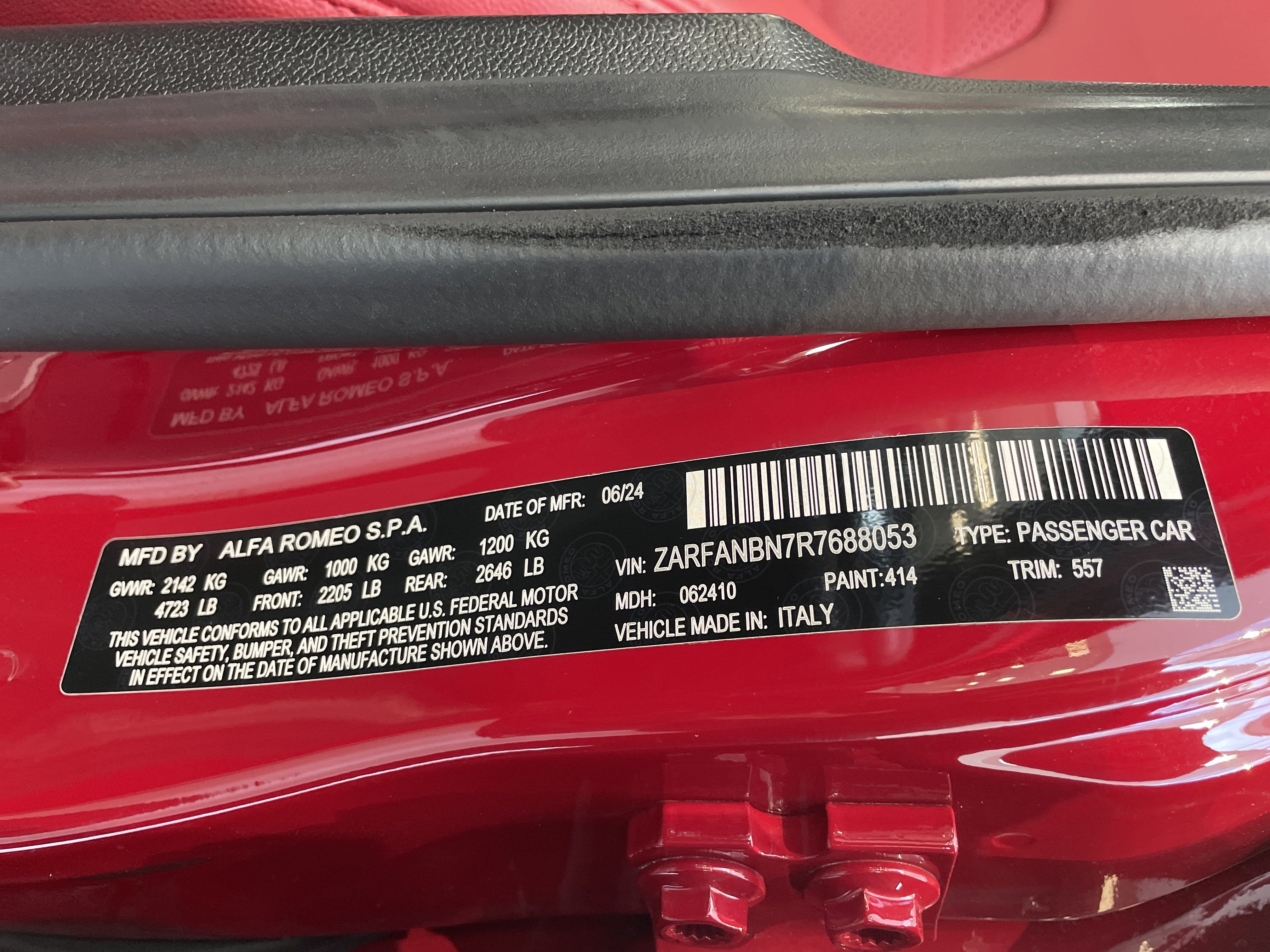 Used 2024 Alfa Romeo Giulia Veloce image 41