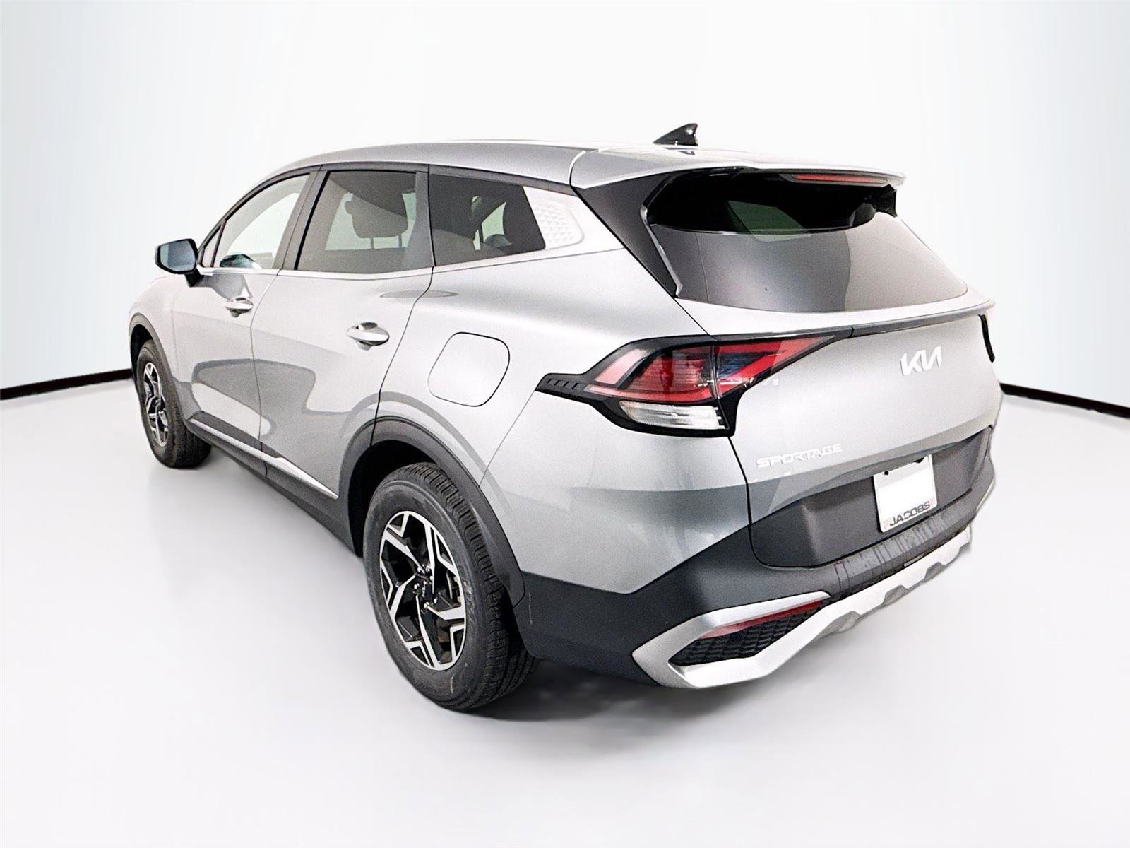 Used 2024 Kia Sportage LX image 31