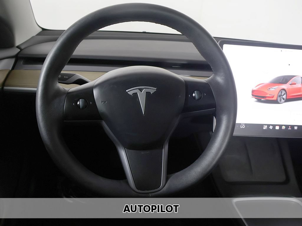Used 2023 Tesla Model 3 Standard Range RWD image 3