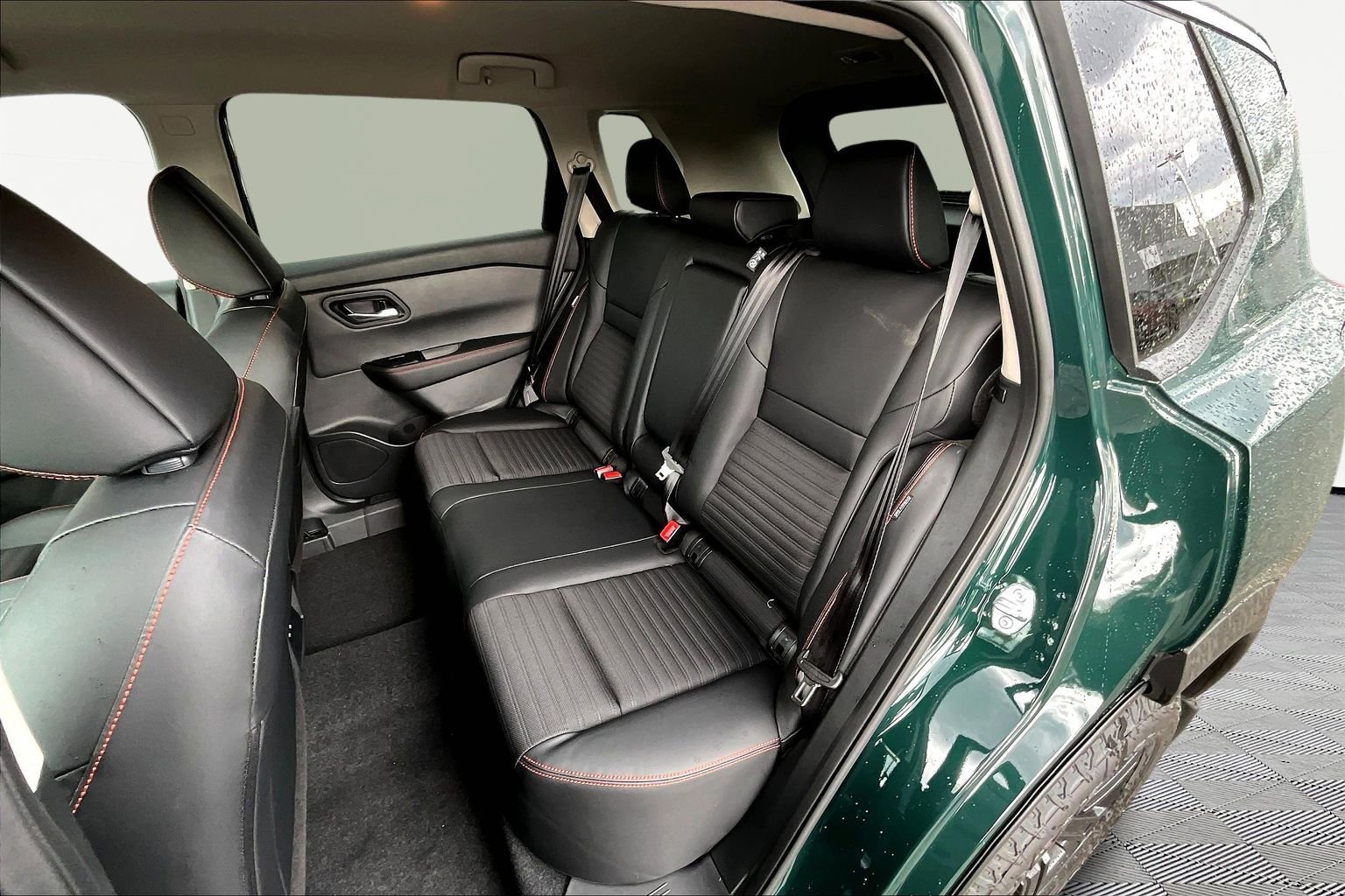 New 2026 Nissan Rogue SV AWD/4WD image 17