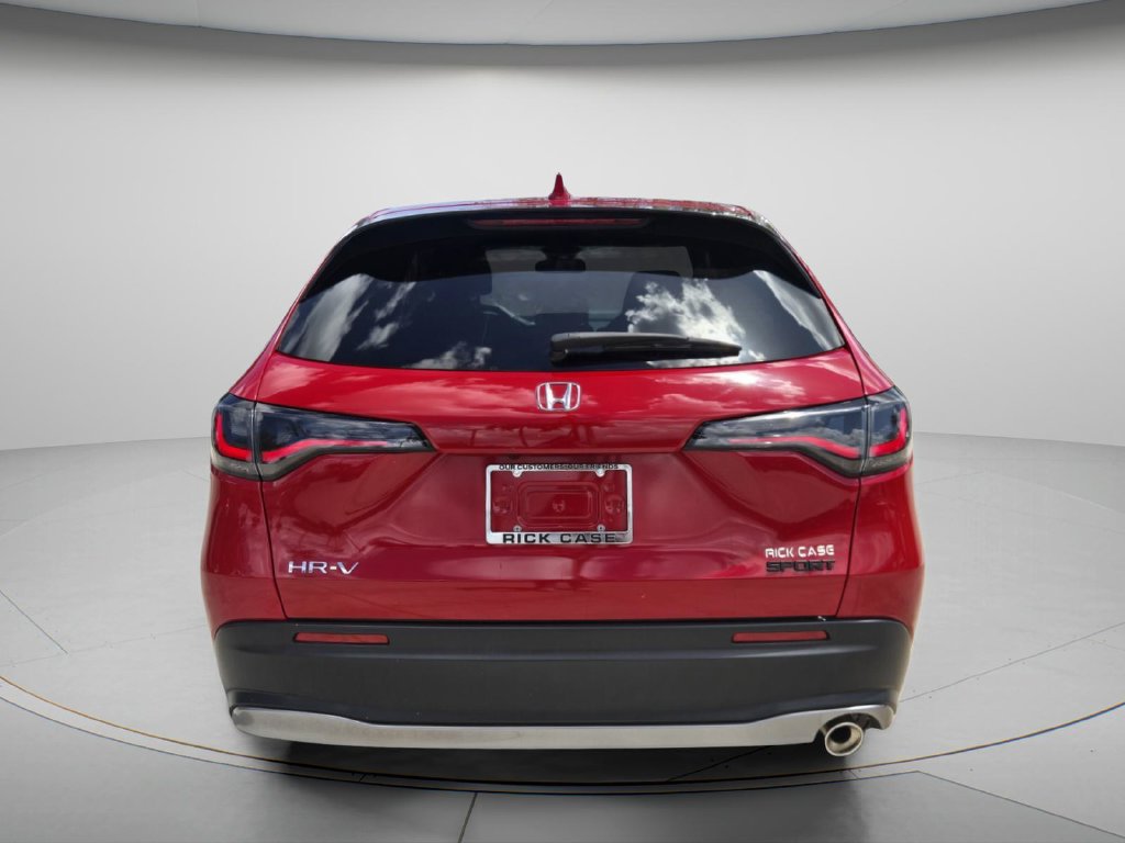 Certified 2025 Honda HR-V Sport image 6