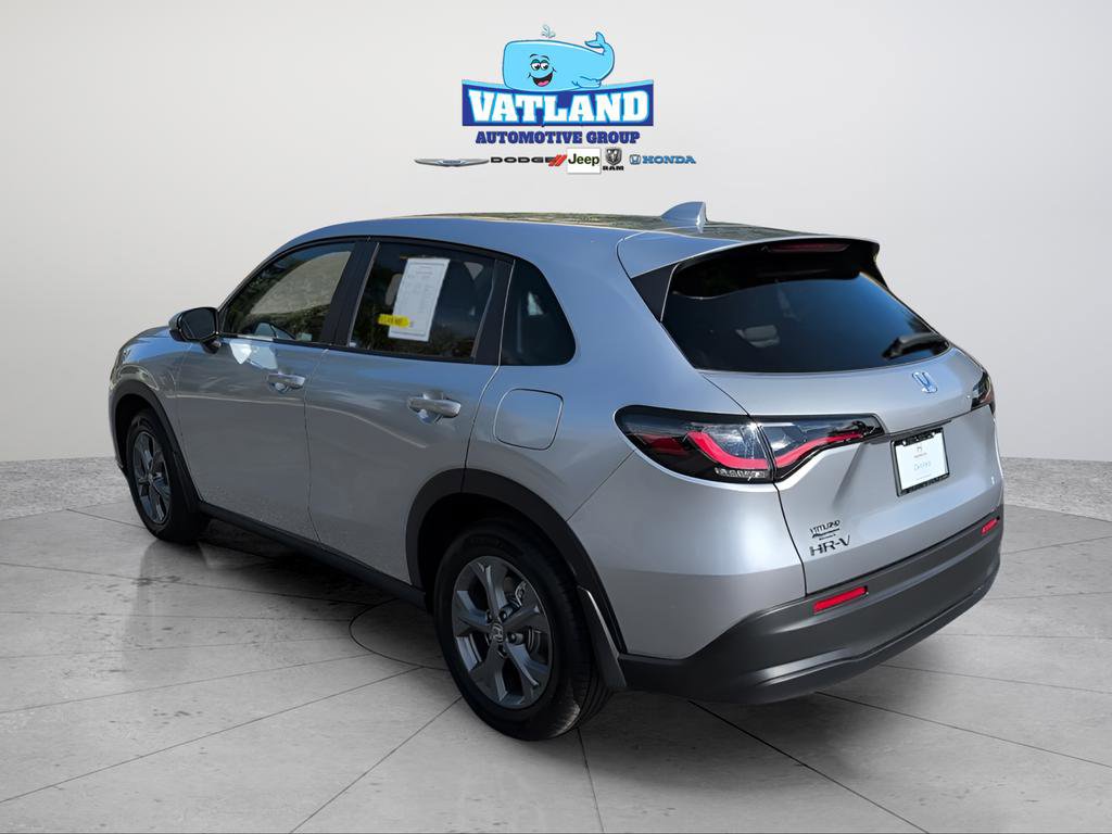 Certified 2026 Honda HR-V LX image 3