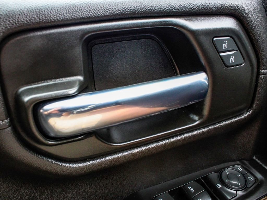 Used 2020 Chevrolet Silverado 1500 LT Trail Boss image 9