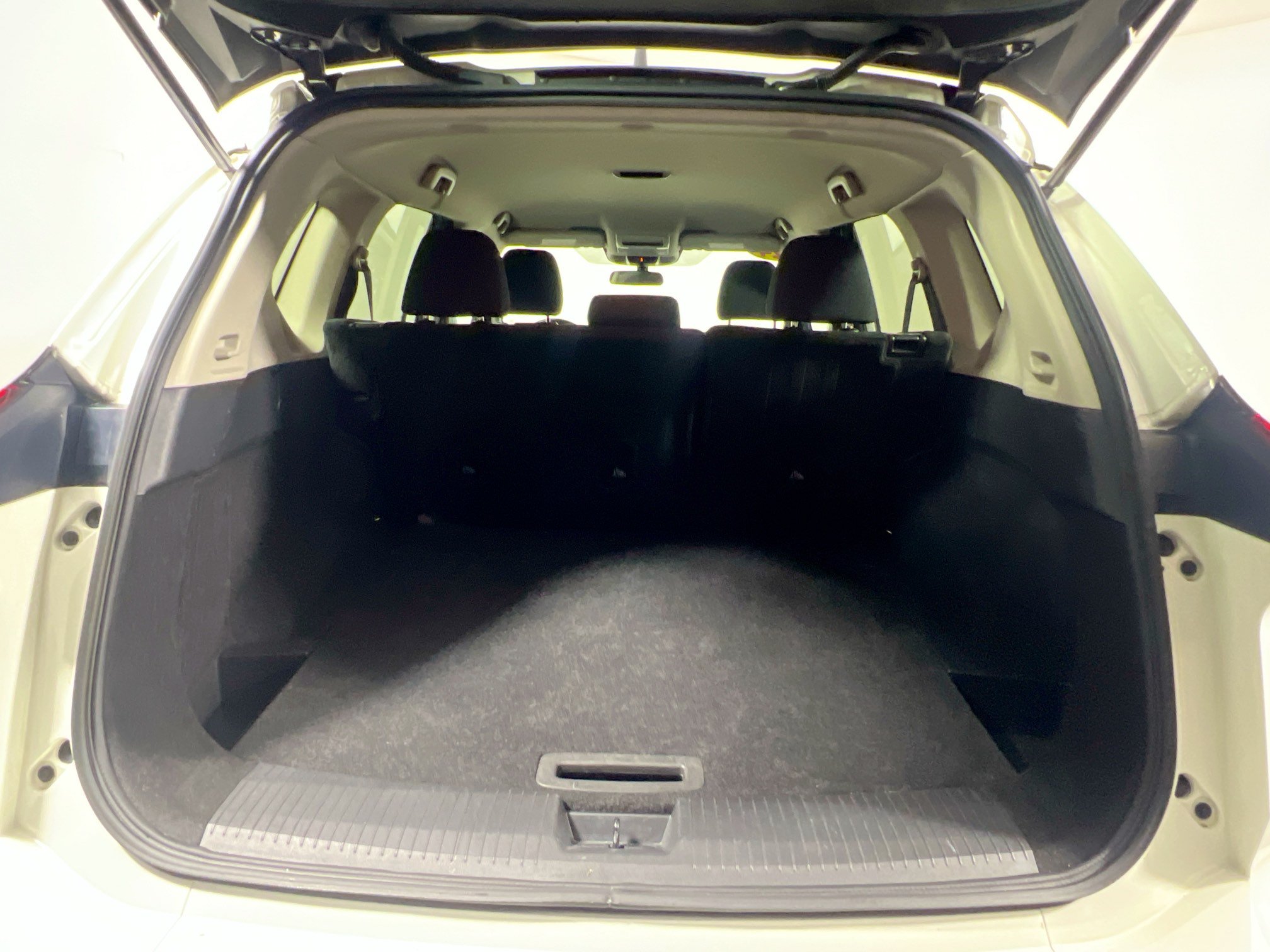 Used 2024 Nissan Rogue S FWD image 33