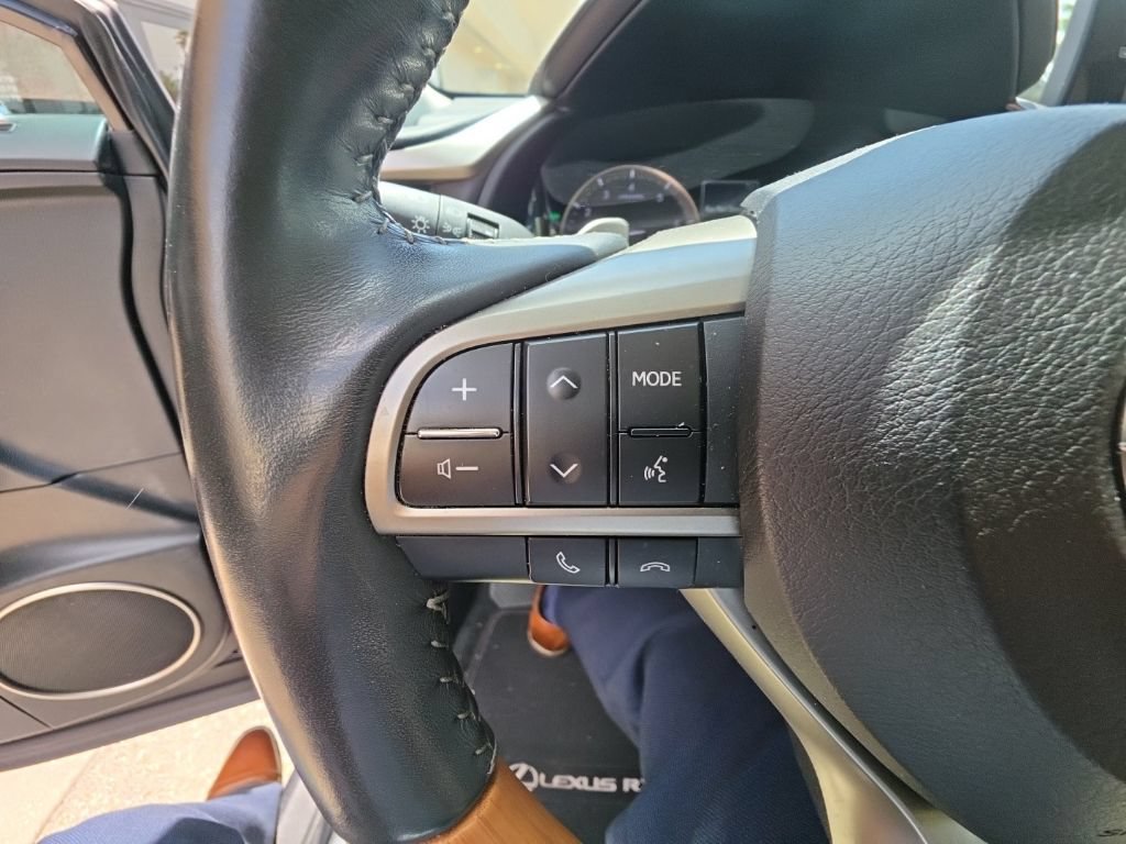 Certified 2022 Lexus RX 350 FWD w/ Premium Package image 14