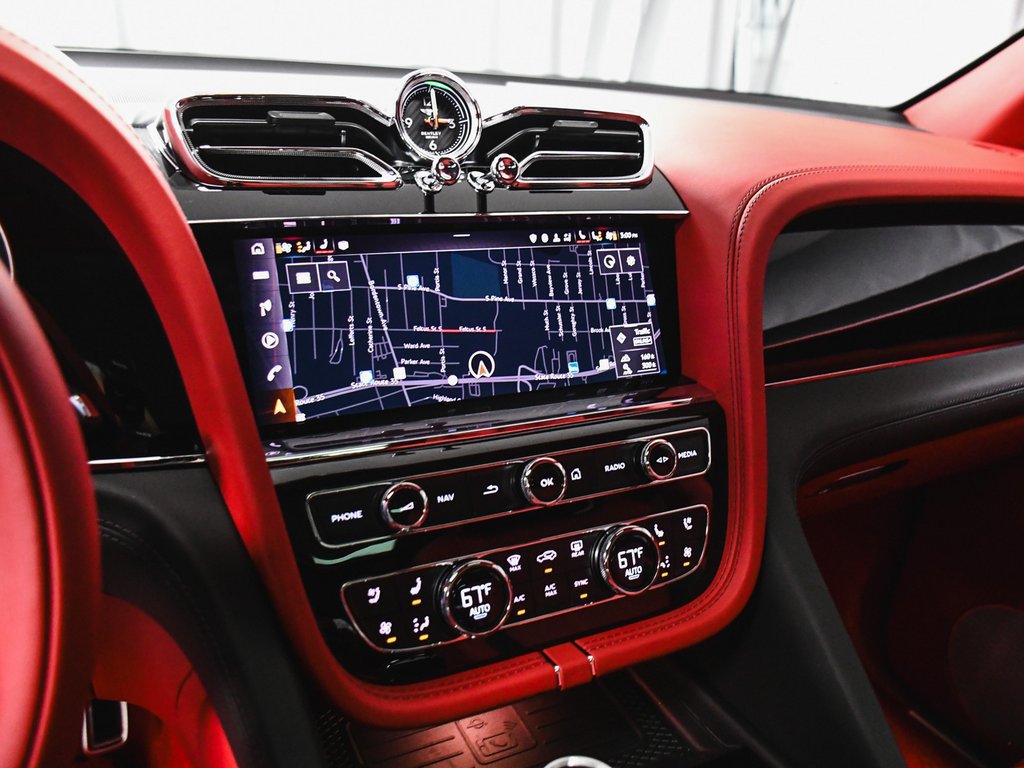 Used 2023 Bentley Bentayga AWD/4WD image 66