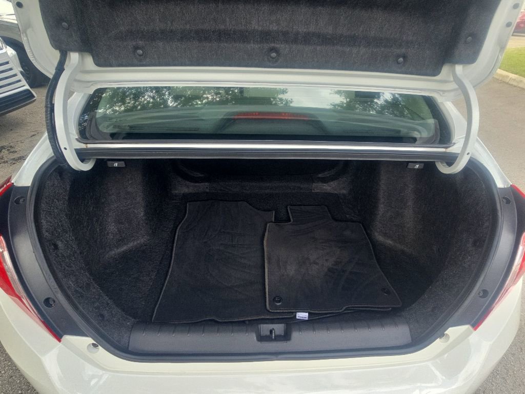 Used 2018 Honda Civic EX image 27