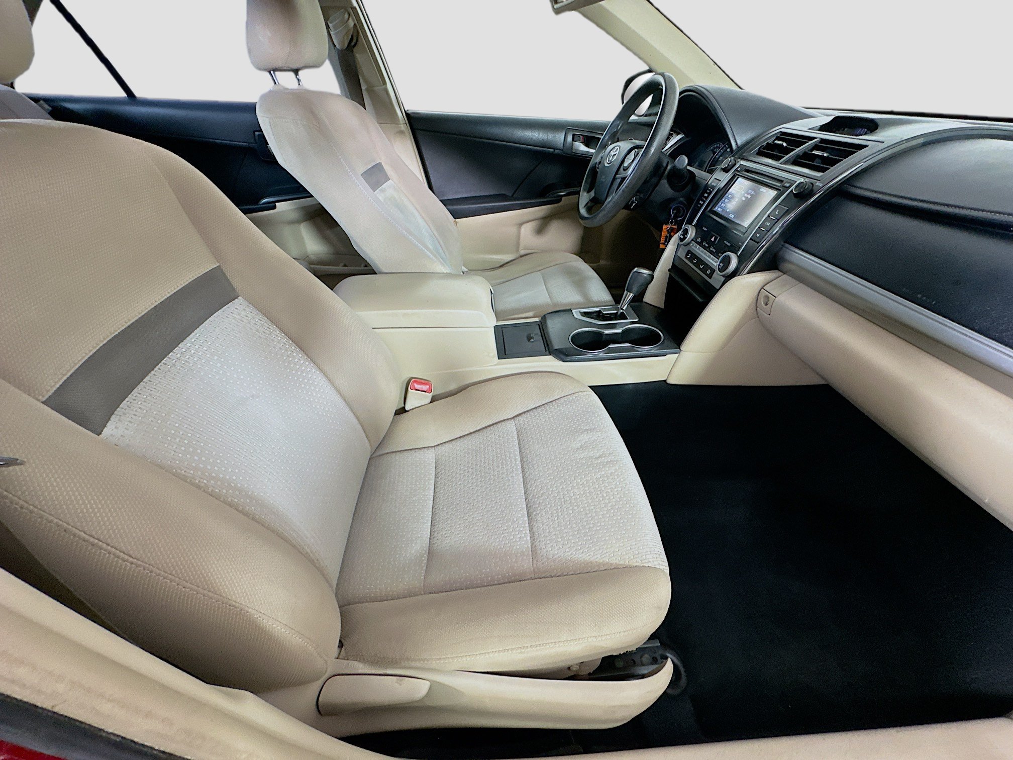 Used 2012 Toyota Camry LE FWD image 27