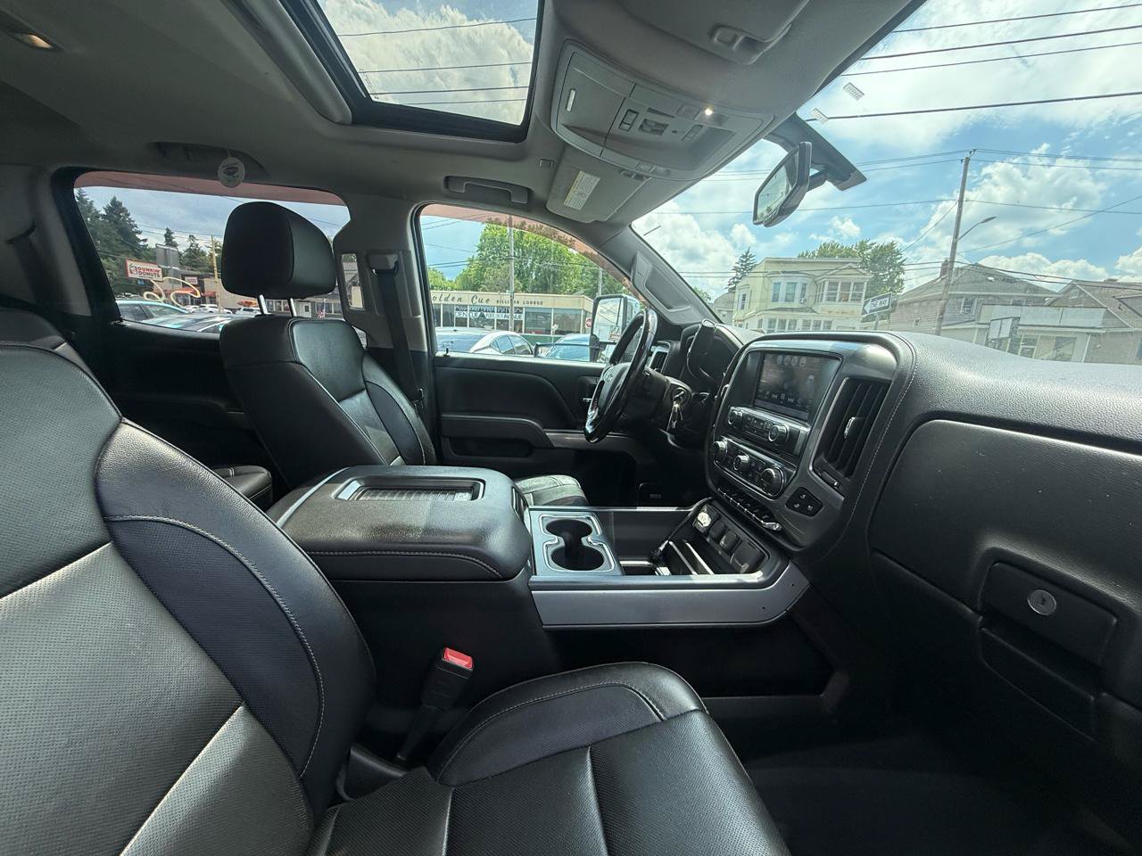Used 2019 Chevrolet Silverado 2500 LTZ w/ Duramax Plus Package AWD/4WD image 23
