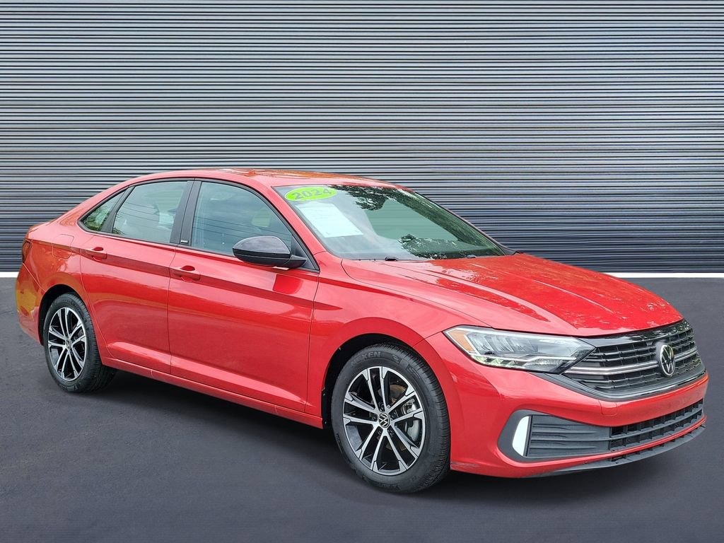 Used 2024 Volkswagen Jetta Sport FWD image 2