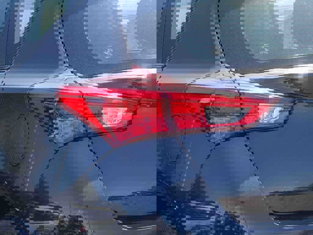 Used 2016 Scion iM image 7