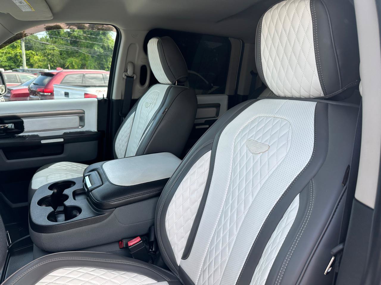 Used 2016 RAM 2500 SLT AWD/4WD image 15