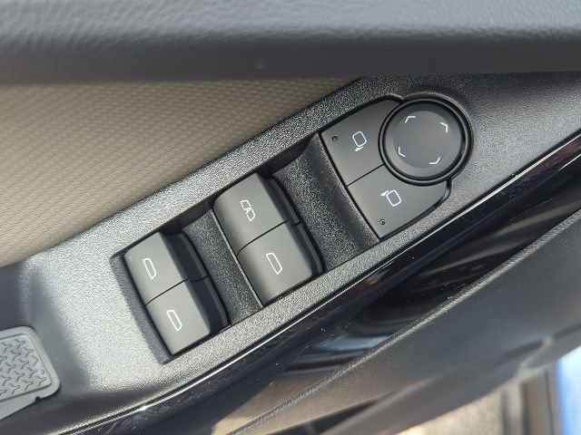 New 2026 Chevrolet Equinox LT w/ Convenience Package II image 14