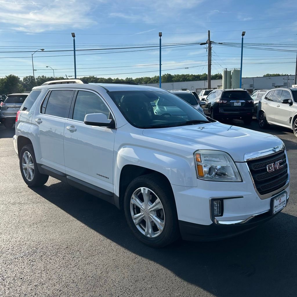 Used 2017 GMC Terrain SLE w/ Convenience Package AWD/4WD image 3