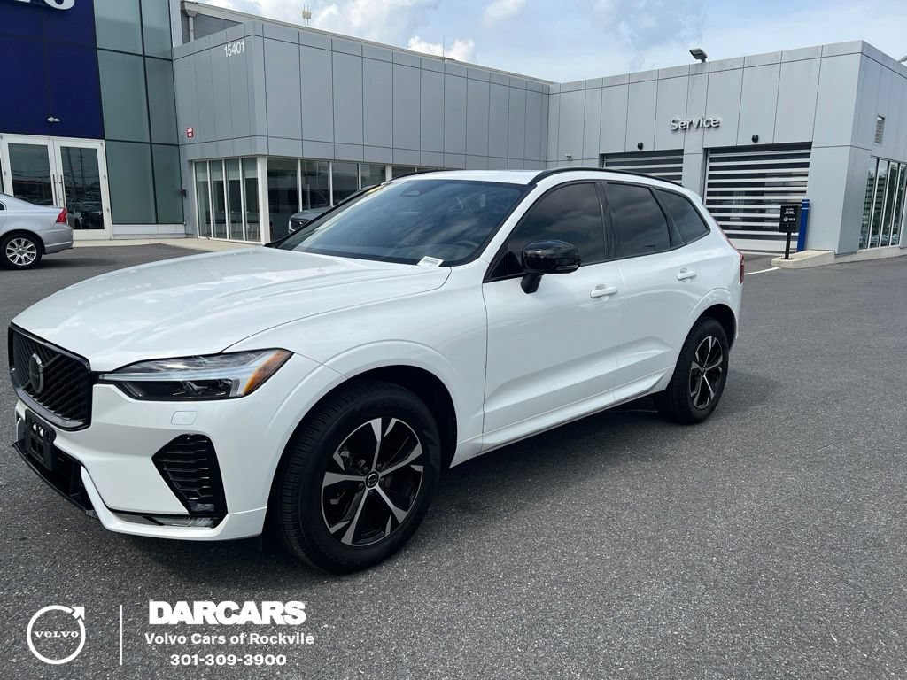 Certified 2026 Volvo XC60 B5 Core w/ Climate Package AWD/4WD image 1