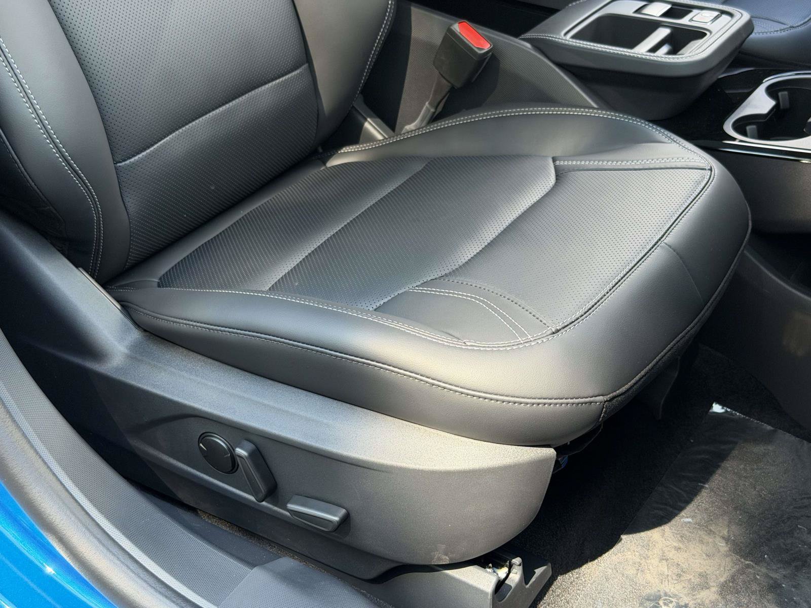 New 2026 Ford Mustang Mach-E Premium AWD/4WD image 30