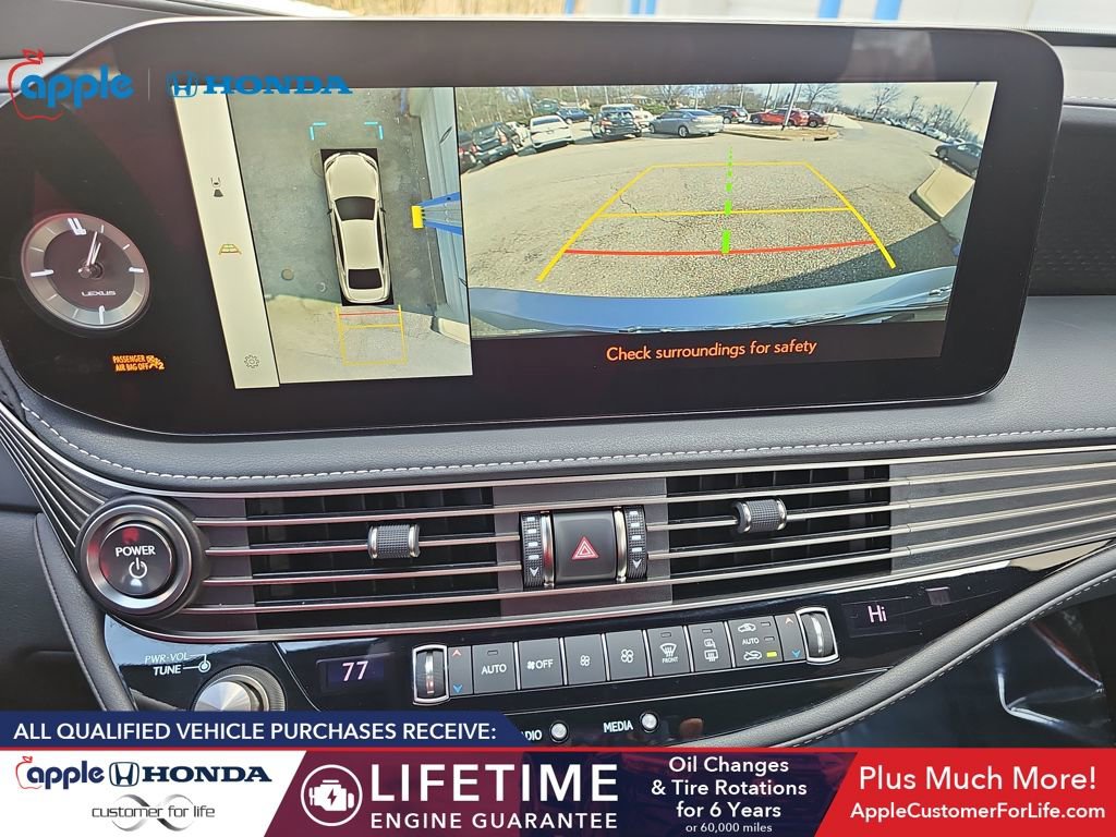 Used 2023 Lexus LS 500h AWD w/ Luxury Package image 12