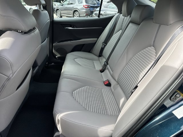 Used 2019 Toyota Camry SE FWD image 23