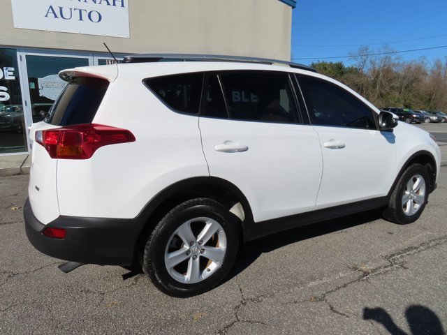 Used 2013 Toyota RAV4 XLE image 10