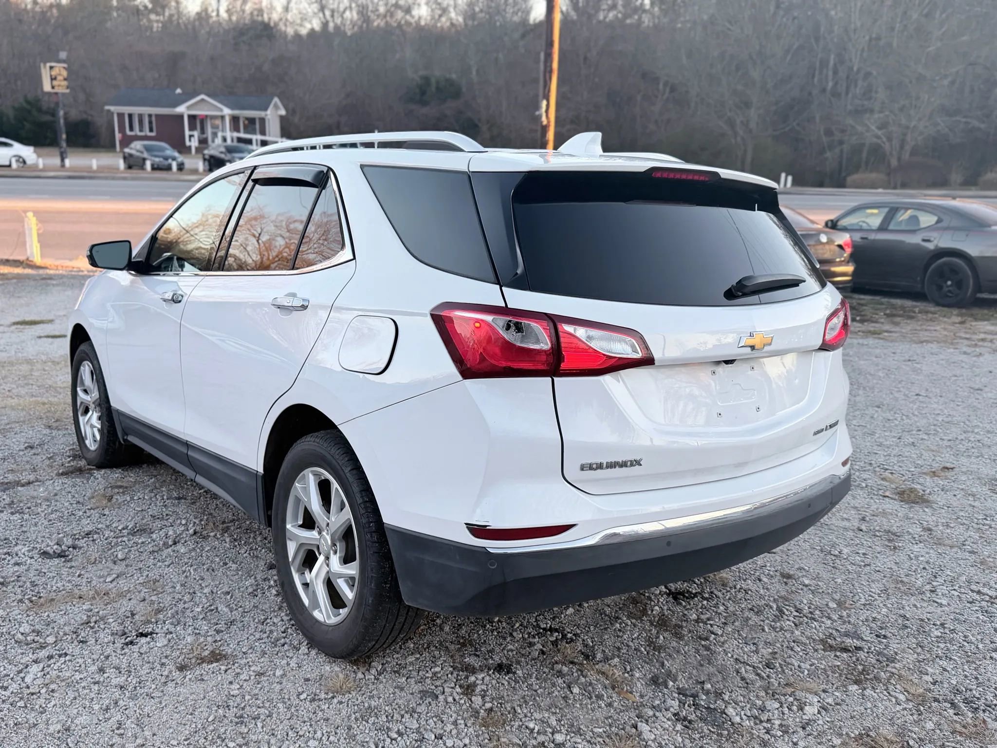 Used 2018 Chevrolet Equinox Premier image 6