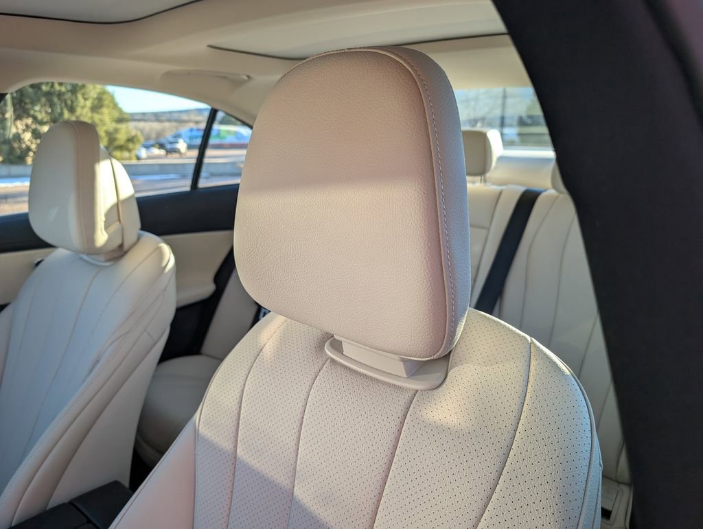 New 2026 Mercedes-Benz E 450 4MATIC Sedan image 13