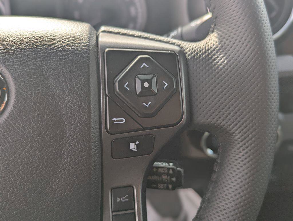 Used 2023 Toyota Tacoma TRD Off-Road w/ TRD Premium Off Road Package image 20